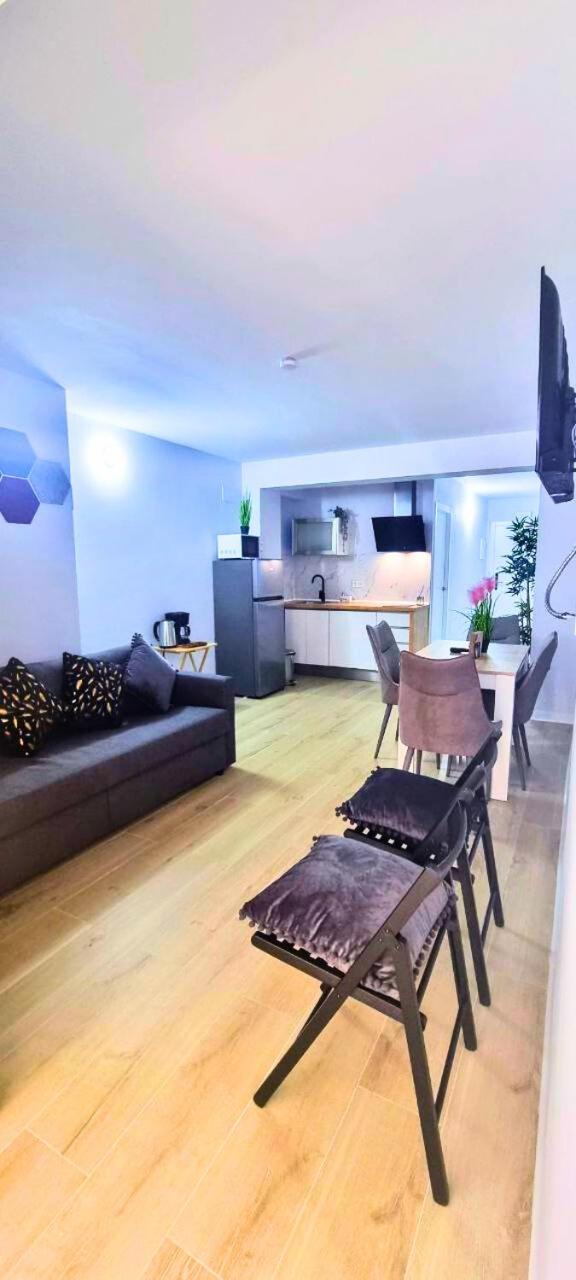 Ynfinity Aparthotel บาเลนเซีย ภายนอก รูปภาพ
