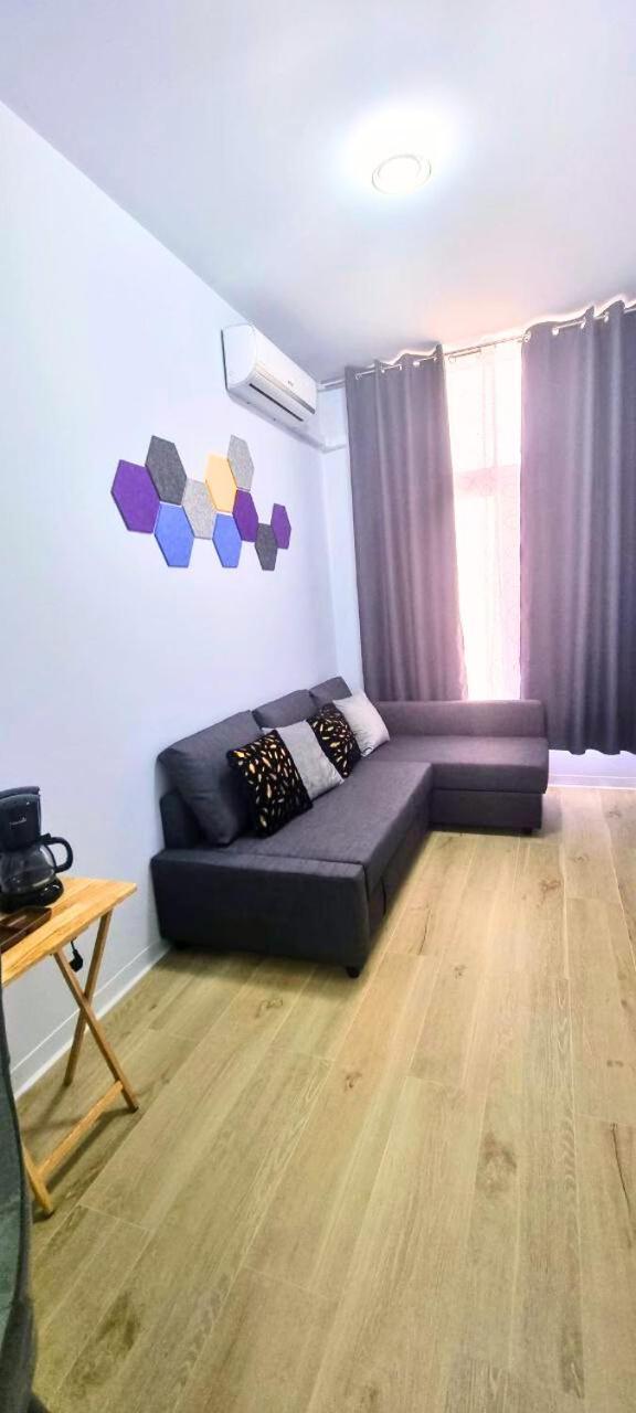 Ynfinity Aparthotel บาเลนเซีย ภายนอก รูปภาพ