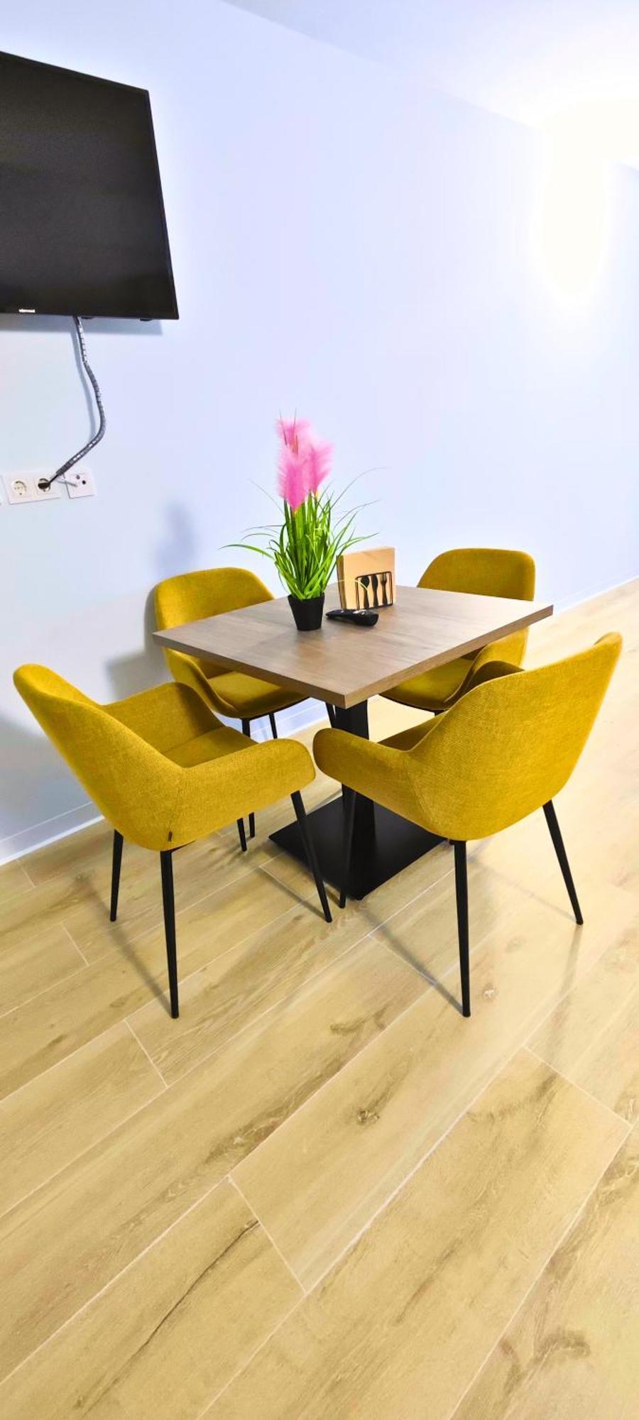 Ynfinity Aparthotel บาเลนเซีย ภายนอก รูปภาพ