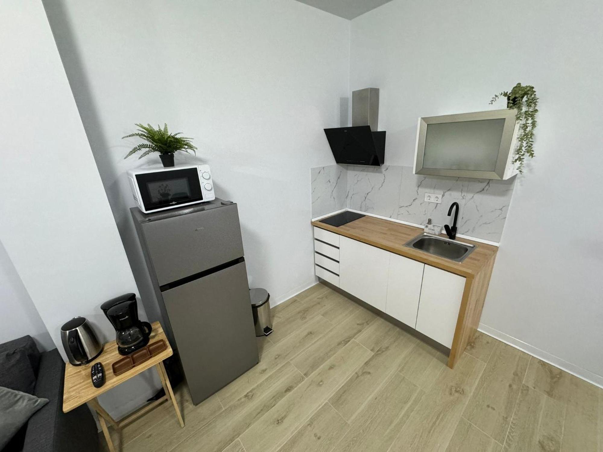 Ynfinity Aparthotel บาเลนเซีย ภายนอก รูปภาพ