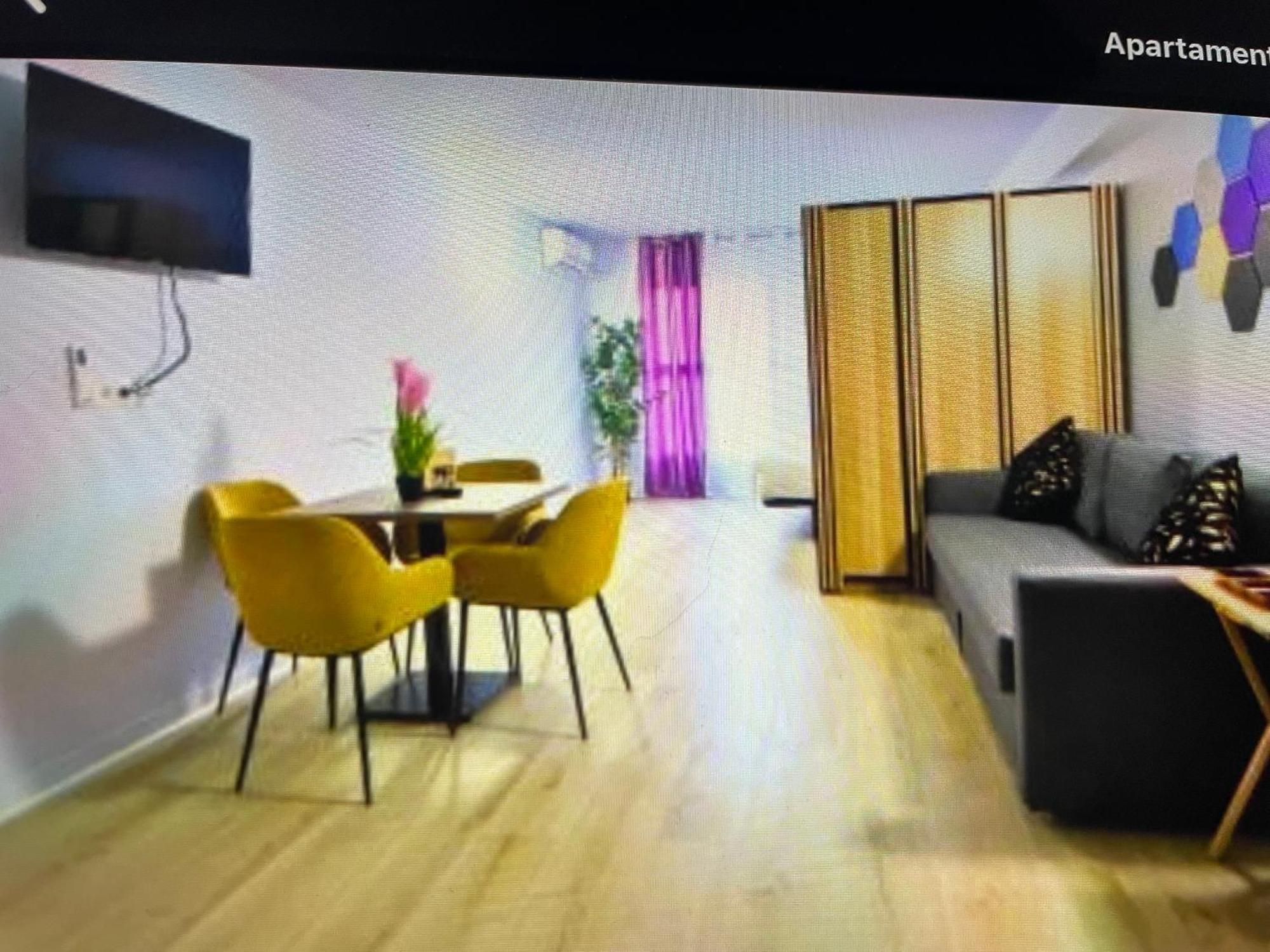 Ynfinity Aparthotel บาเลนเซีย ภายนอก รูปภาพ